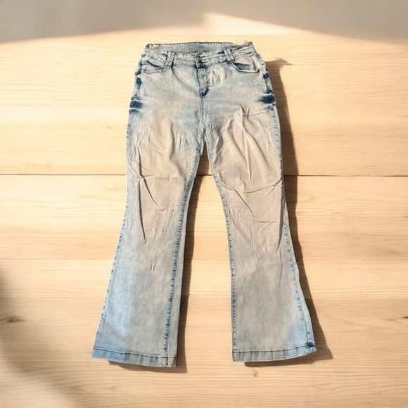 Flare Stretch Wide Leg Blue Jeans with Soft Denim - Picture 1 of 3